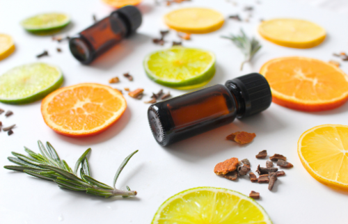 Cómo elegir un sérum de vitamina C para piel sensible después de los 40